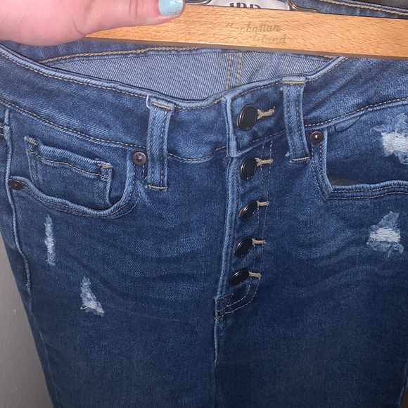 Jeans four button closure - Picture 2 of 5